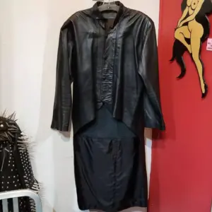 SABIRA Snap-close Tuxedo Leather COAT | 34785